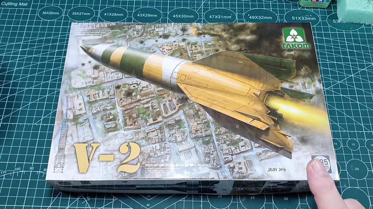 ПОСТРОЙКА: Ракета Фау-2 компании Takom в масштабе 1/35.