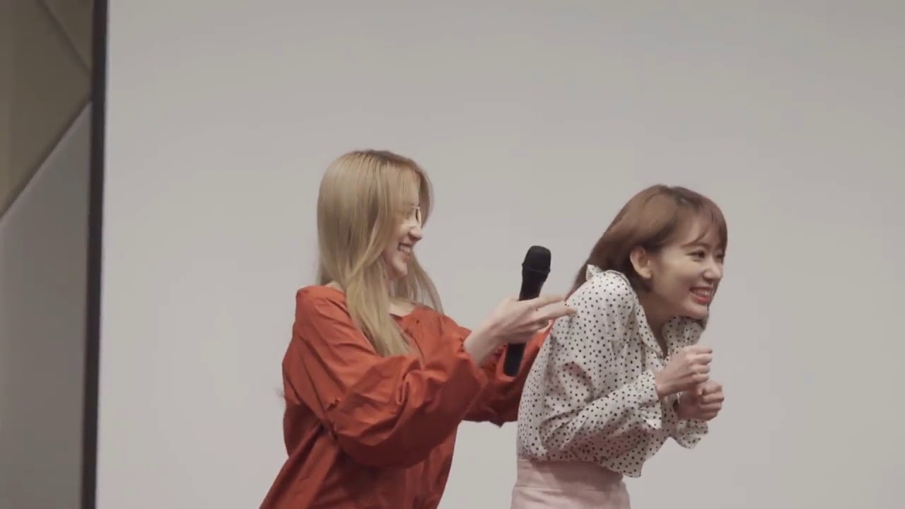 Miyawaki Chaeyeon & Lee Kkura - 