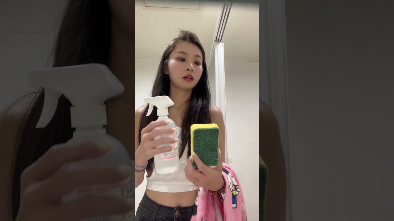第一次住男友家去洗澡的你！！ 這樣的男友你給幾分？ #洗澡 #迷惑行為 #搞笑 #迷因 #凱蒂老師 #凱蒂歸剛欸  #娛樂
