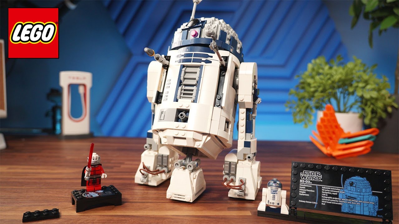 REVIEW: LEGO Star Wars R2-D2 Set 75379