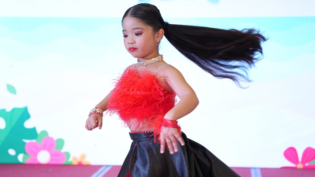 Nhảy Dancesport| Vũ điệu mùa hè| Bé Tường Vy