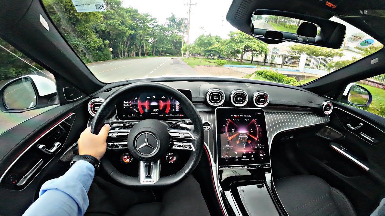 Trải nghiệm thực tế Mercedes-AMG C43 động cơ One Man One Engine với Turbo điện tử quá phê | POV.