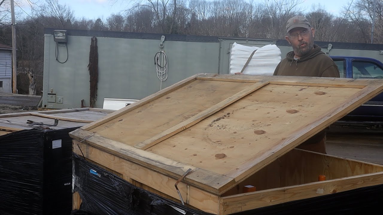 $15,000 GOVERNMENT SURPLUS MYSTERY BOXES