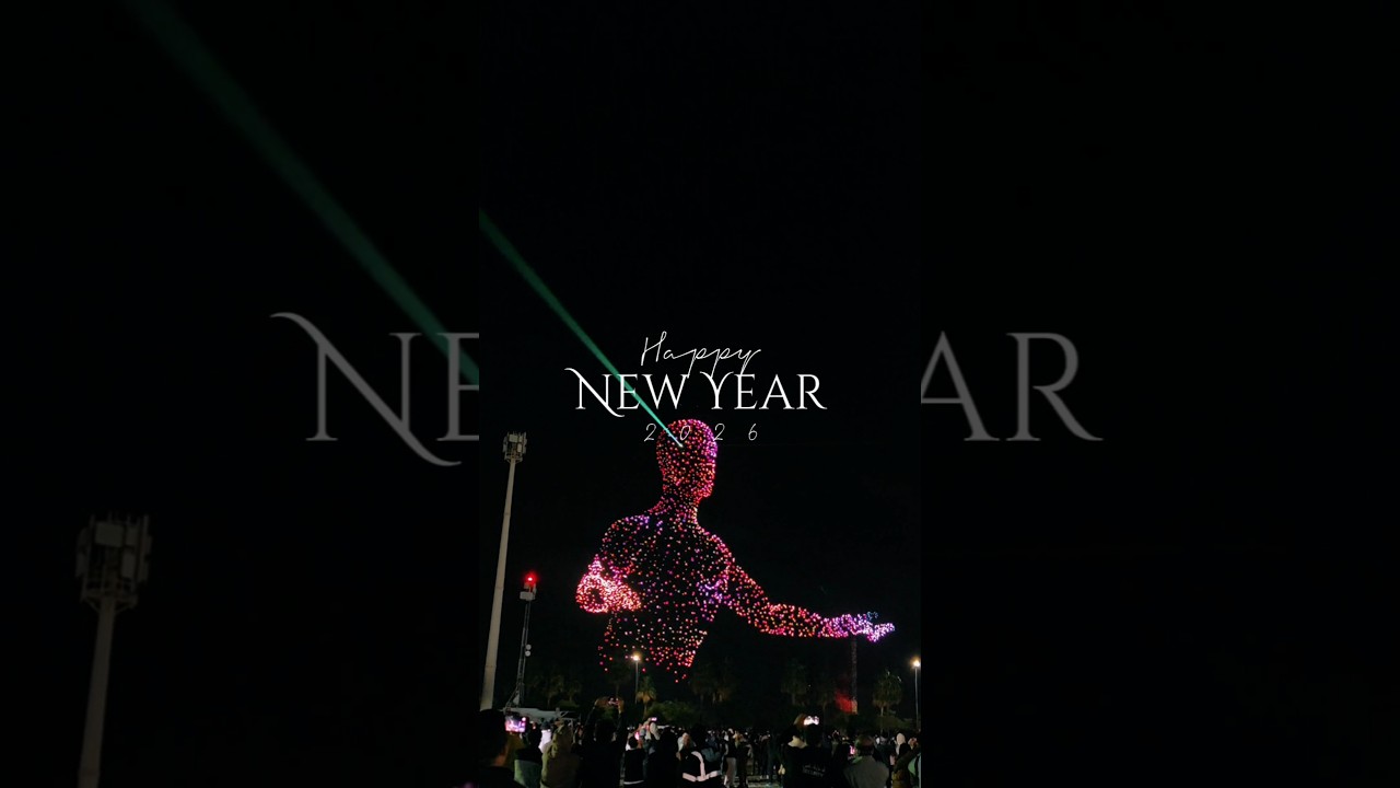 🇪🇭 Ras Al Khaimah UAE New Years Eve✨️  Massive Drone & Fireworks Show 🎆 