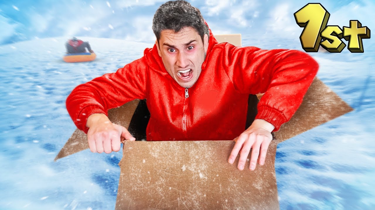 Я принял участие в гонке картонных коробок!