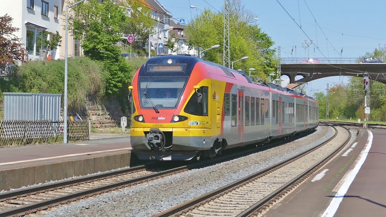 Zugverkehr im Bahnhof Treysa in Nordhessen