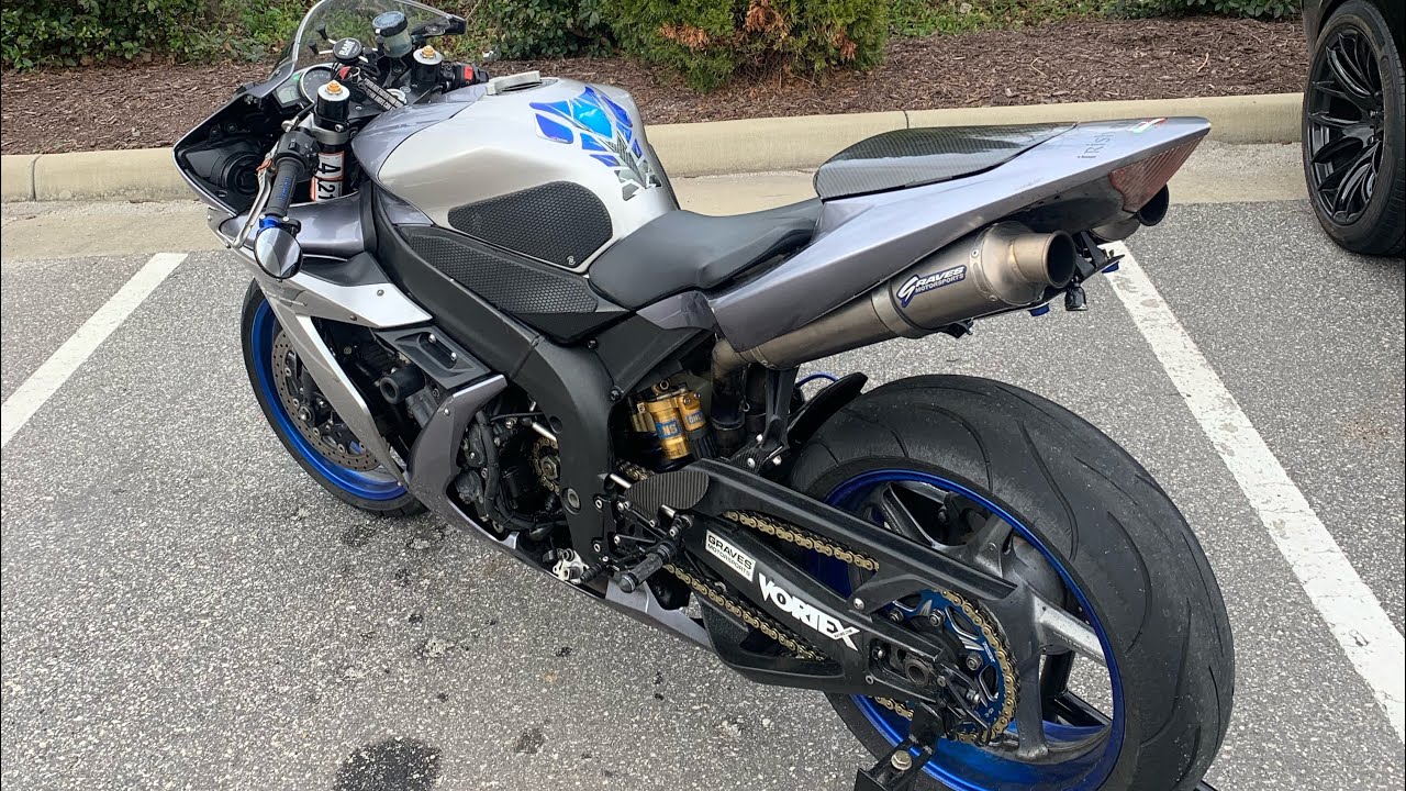 Yamaha YZF R1 Graves Full Exhaust No Mufflers Flyby * Straight Pipe