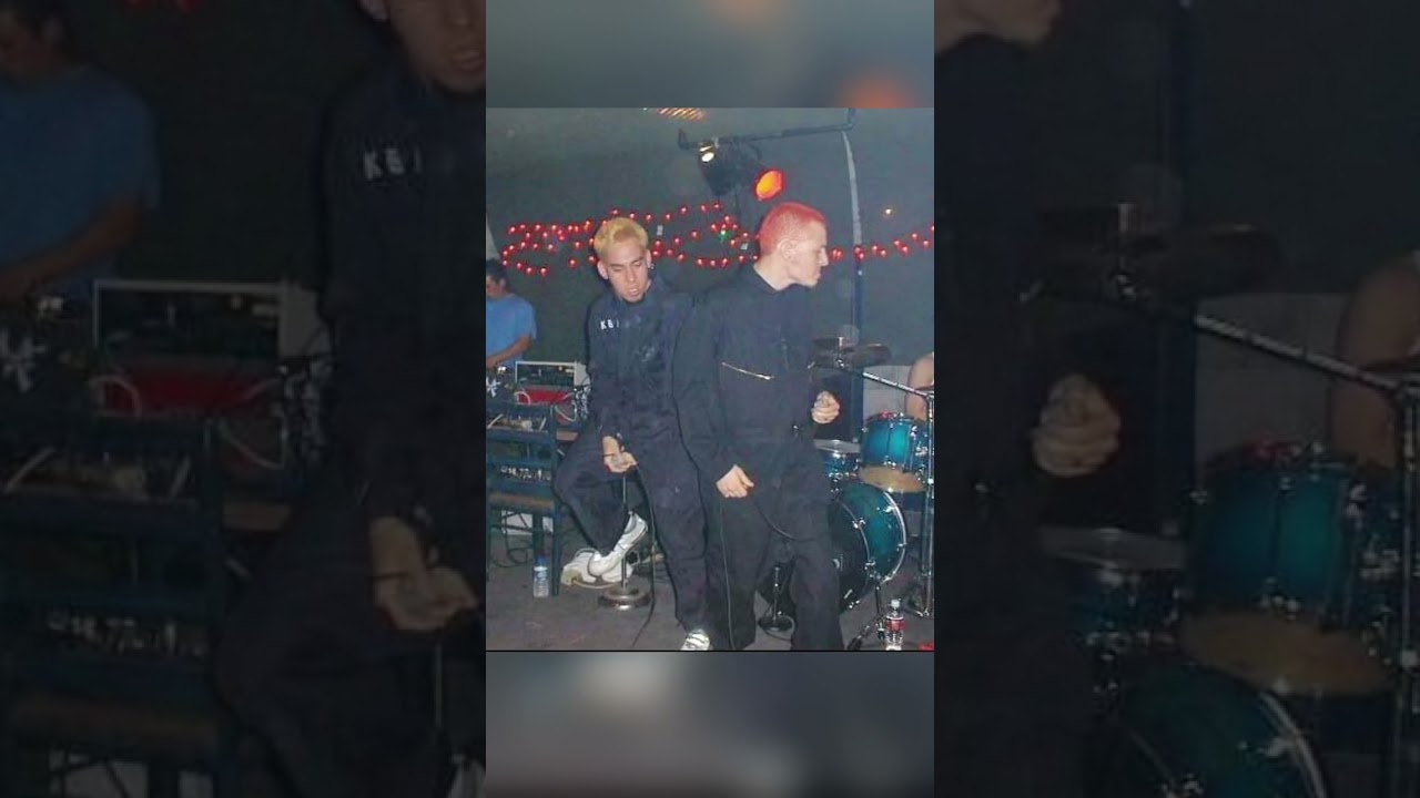 The band's first concert performance under the then new name Linkin Park 2000