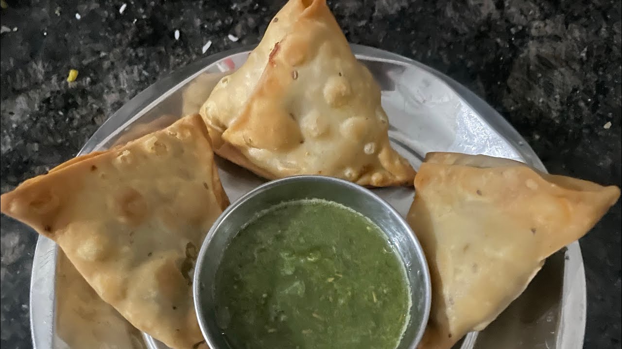 बाजार जैसे खस्ता और कुरकुरे समोसे घर पर 😍 | Aloo Samosa Recipe | Perfect Crispy Samosa
