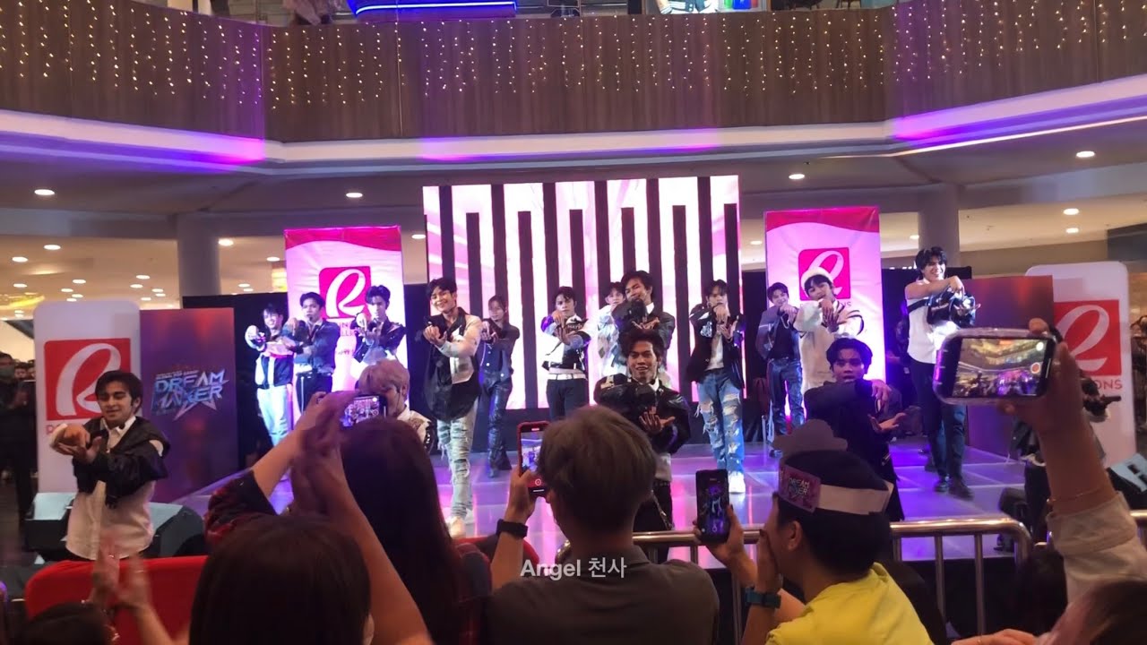 DREAM MAKER 드림 메이커: TAKE MY HAND @ Robinsons Galleria | 230129