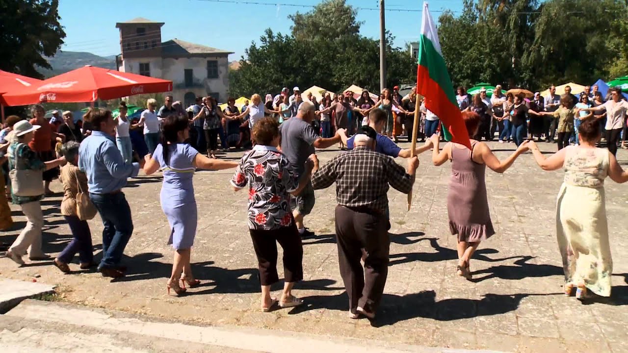 Тракийски женски събор Аврен 19 09 2015г ВИЕВСКА ФОЛК ГРУПА 01