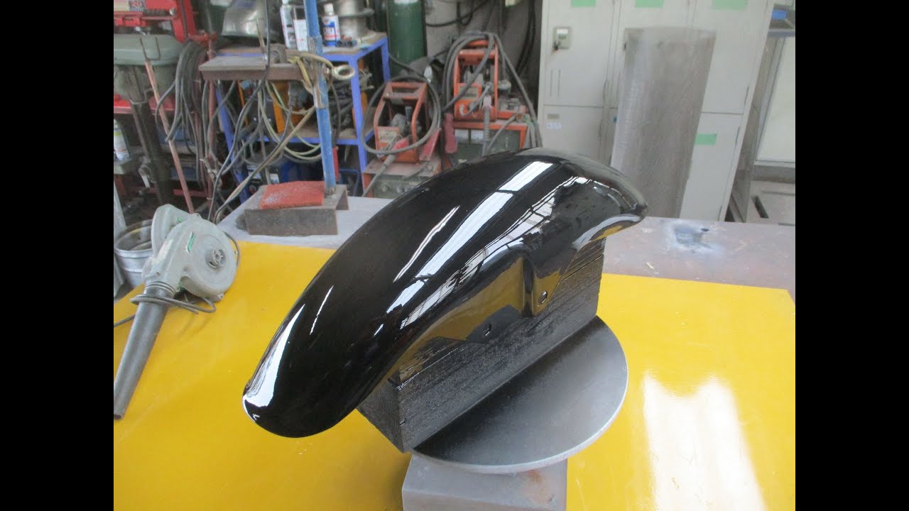 ZEPHYR 400 サイドカバー、フェンダー修復