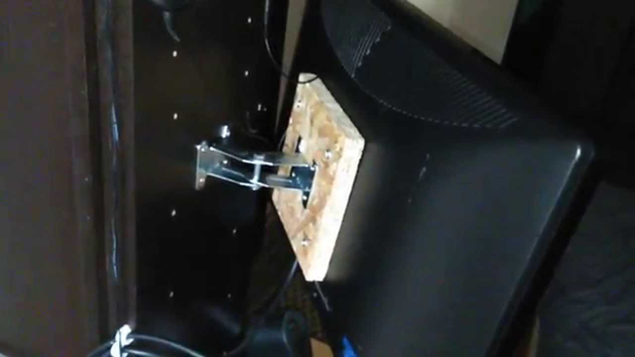 DIY cheap swivel monitor wall mount