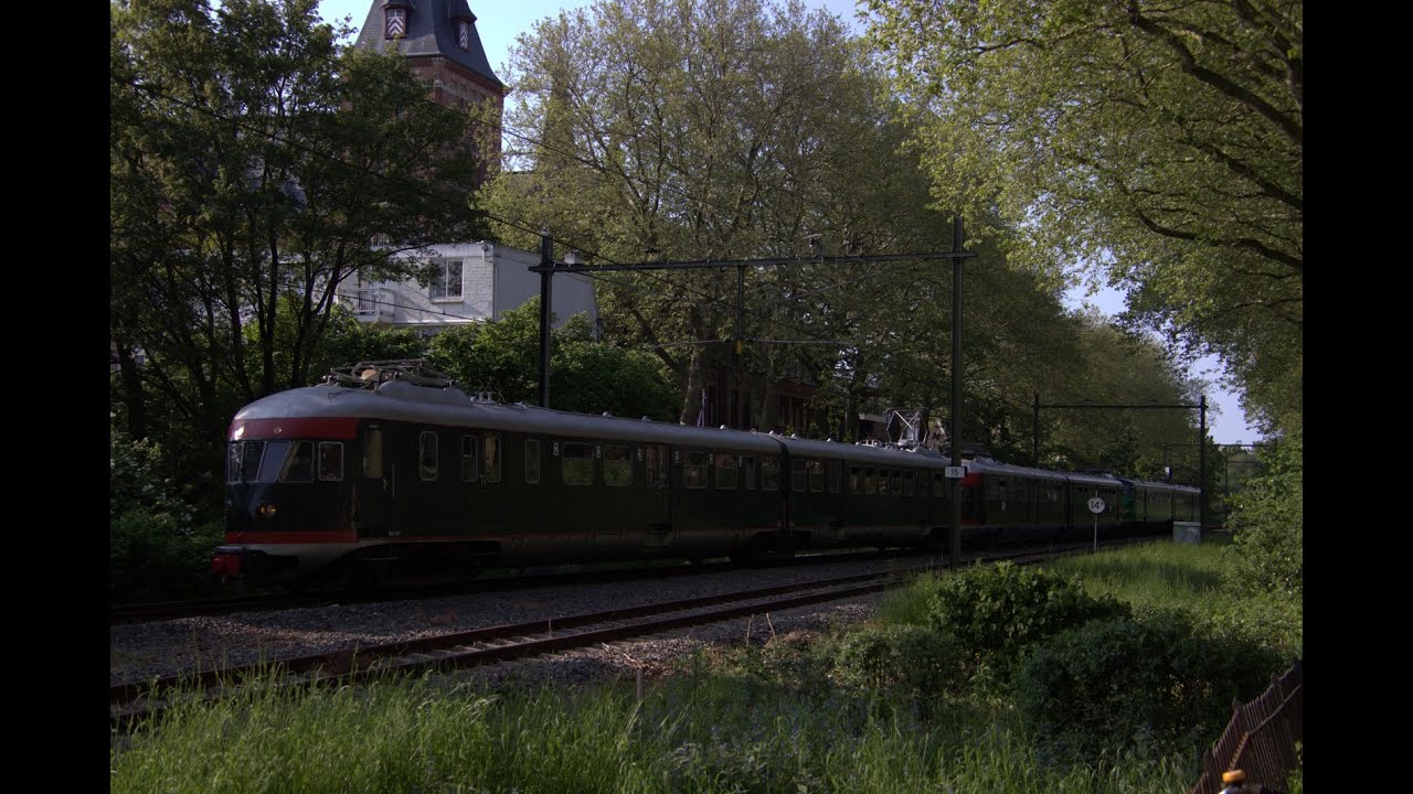 ( tyfoon ) mat 46 +mat36+mat54  door langs buys ballotstraat in utrecht