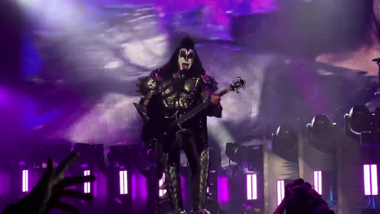 KISS: Deuce LIVE In Detroit Rock City!! At Little Caesars Arena (10/20/2023)