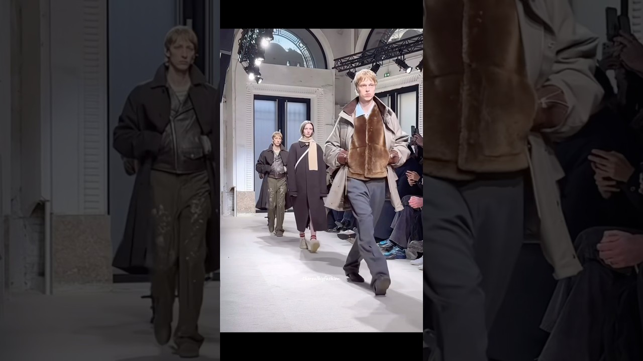 Auralee FW25 🤎 #auralee #parisfashionweek #fashion #runway #model @parisfashionweekofficial