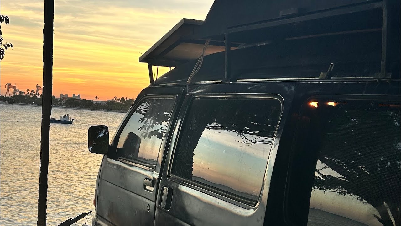 ESTACIONAMOS DE FRENTE PRO MAR… E CHAMAMOS ISSO DE CASA | Vida Real no Motorhome