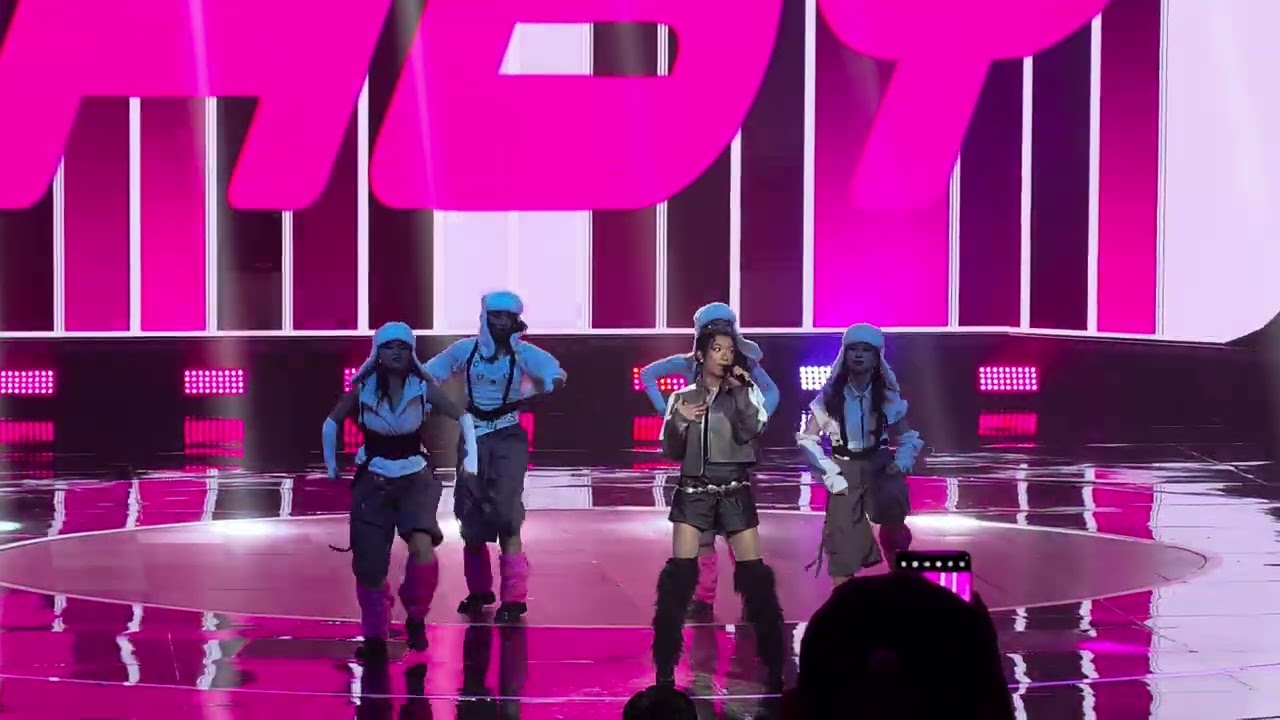 TOP 11 KEZI ~ BABY (LIVE STUDIO)