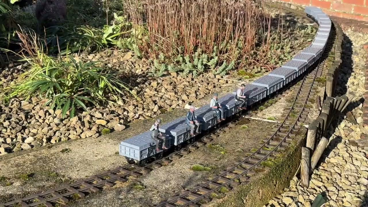 Super Griff - 16mm scale Ffestiniog Railway 3 ton gravity slate waggon - www.locoremote.co.uk