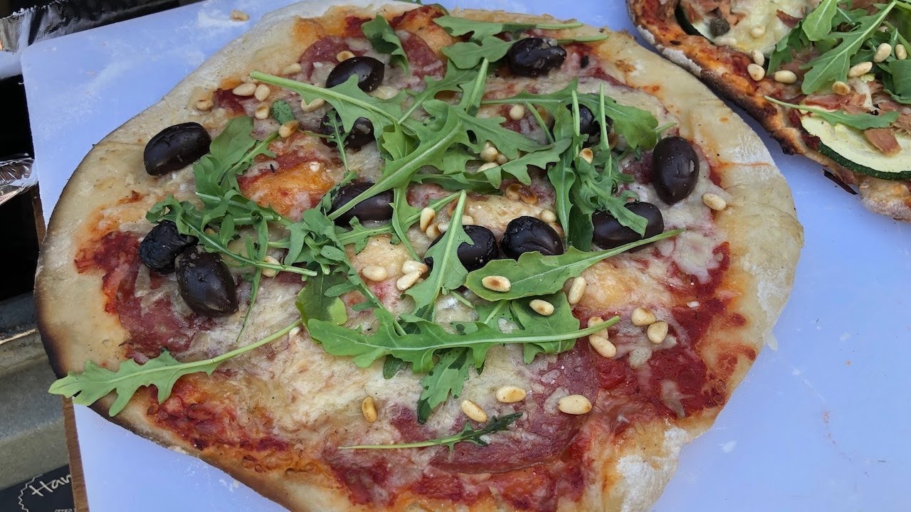 How to bake Pizza in your Offset Smoker by HanksTrueBBQ.com
