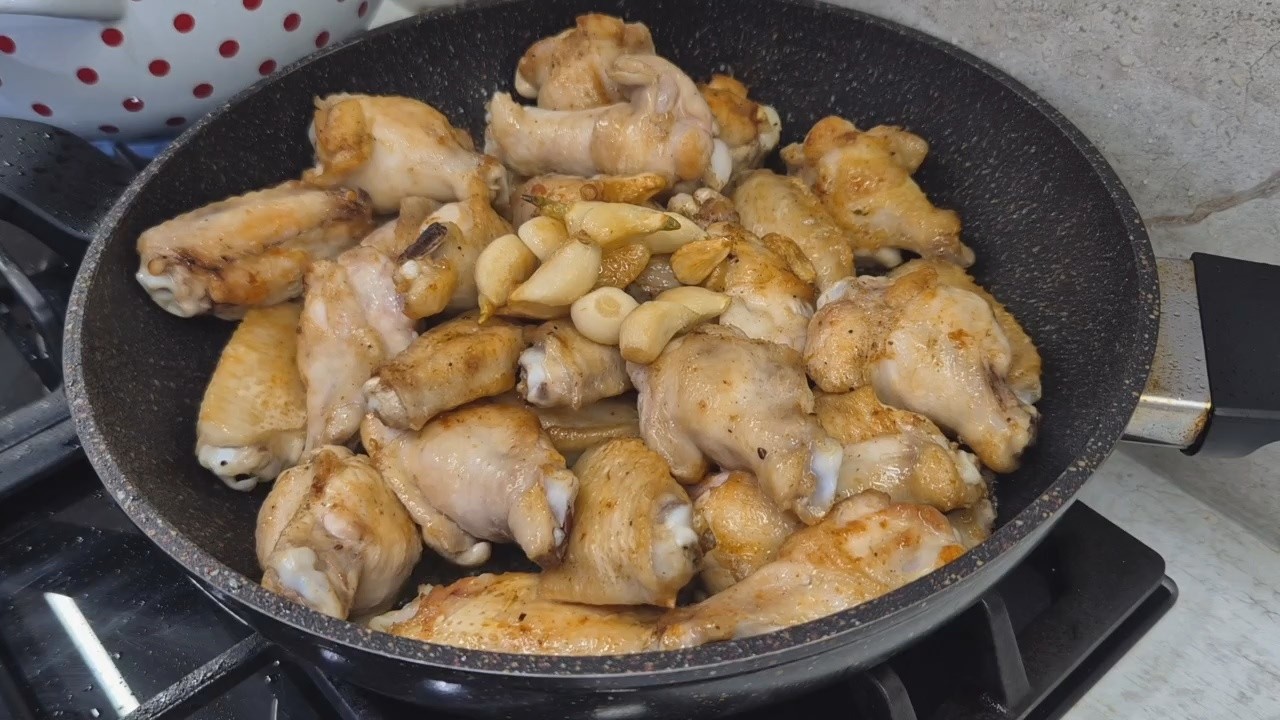 Вкуснее, чем шашлык в 100 раз! Никто не знает этот рецепт. Бабушка научила, ужин готов за 30 минут.