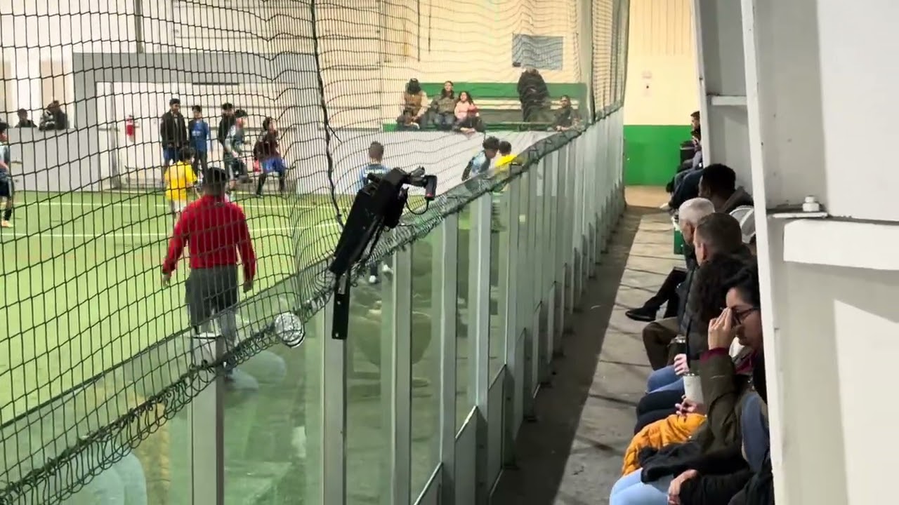 2013 premier Sb Lions Fc vs La Mochila Jr - 2/22/2026 Elkhart Indoor league