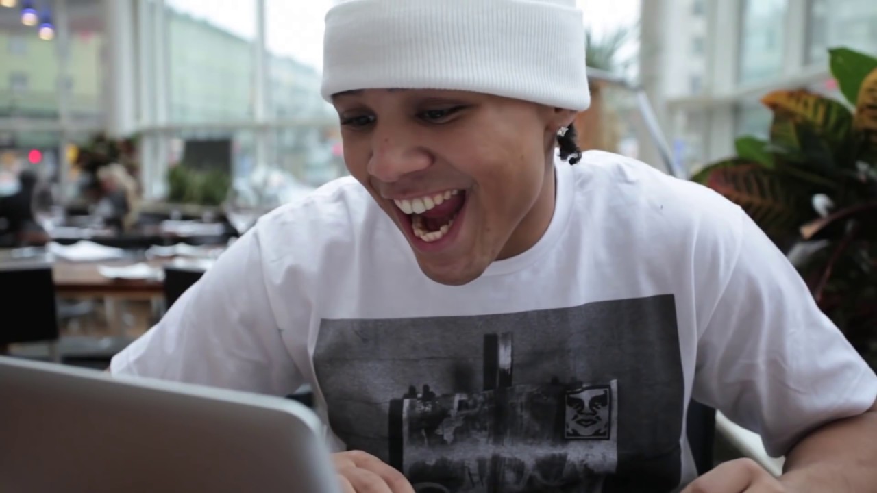 Chris Mhina Fr&aring;gestund Sista Delen