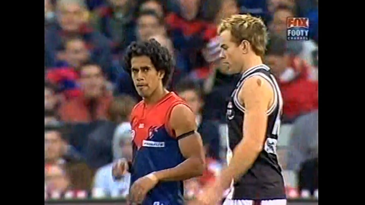 Aaron Davey goals off the ground - 2004, Rd 15 - Melbourne v St Kilda, MCG