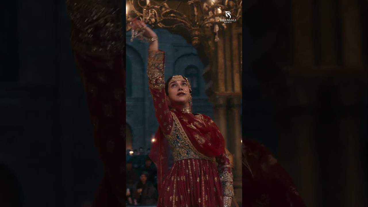 Phool Gendwa Na Maaro | #heeramandi #sanjayleelabhansali #aditiraohydari #fardeenkhan #traditional