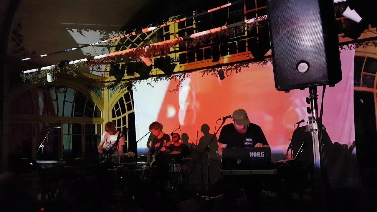Midi Lidi - Duch (živě v Tančírně)