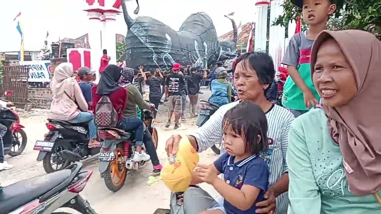 Karnaval (Heboh) Ogoh ogoh sapi Hitam