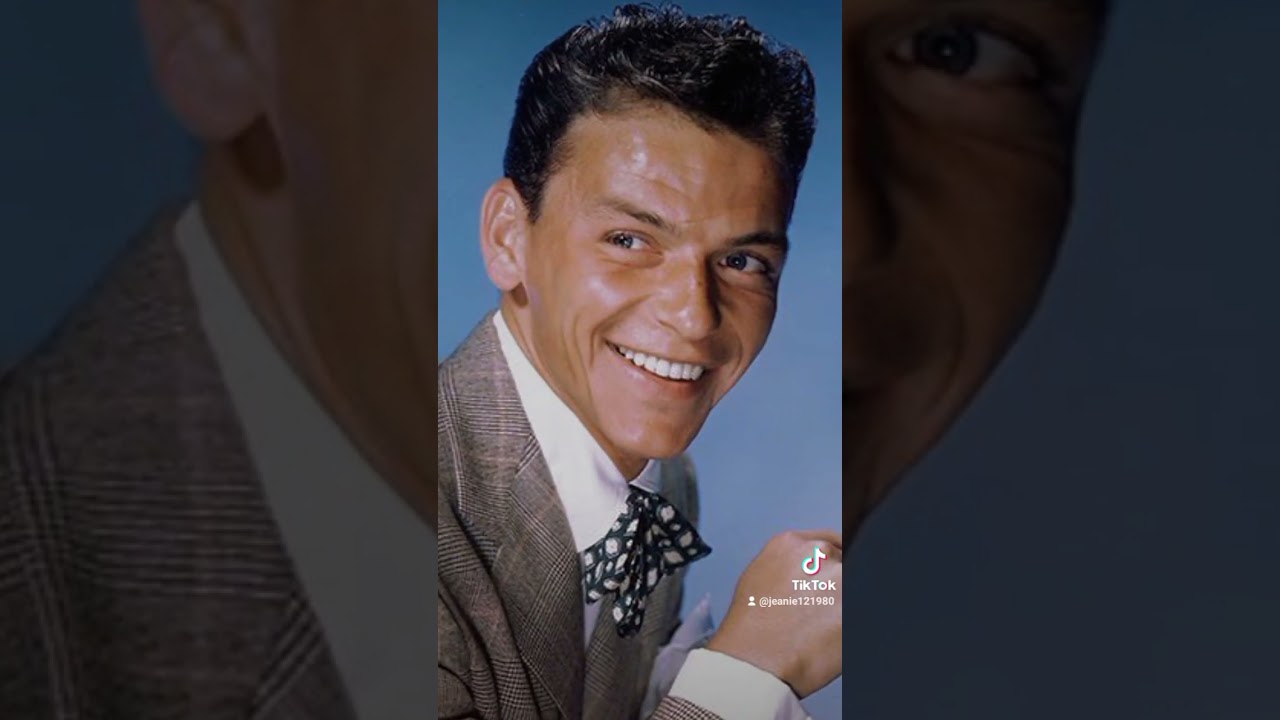 Frank Sinatra 🎶 Old Blue Eyes