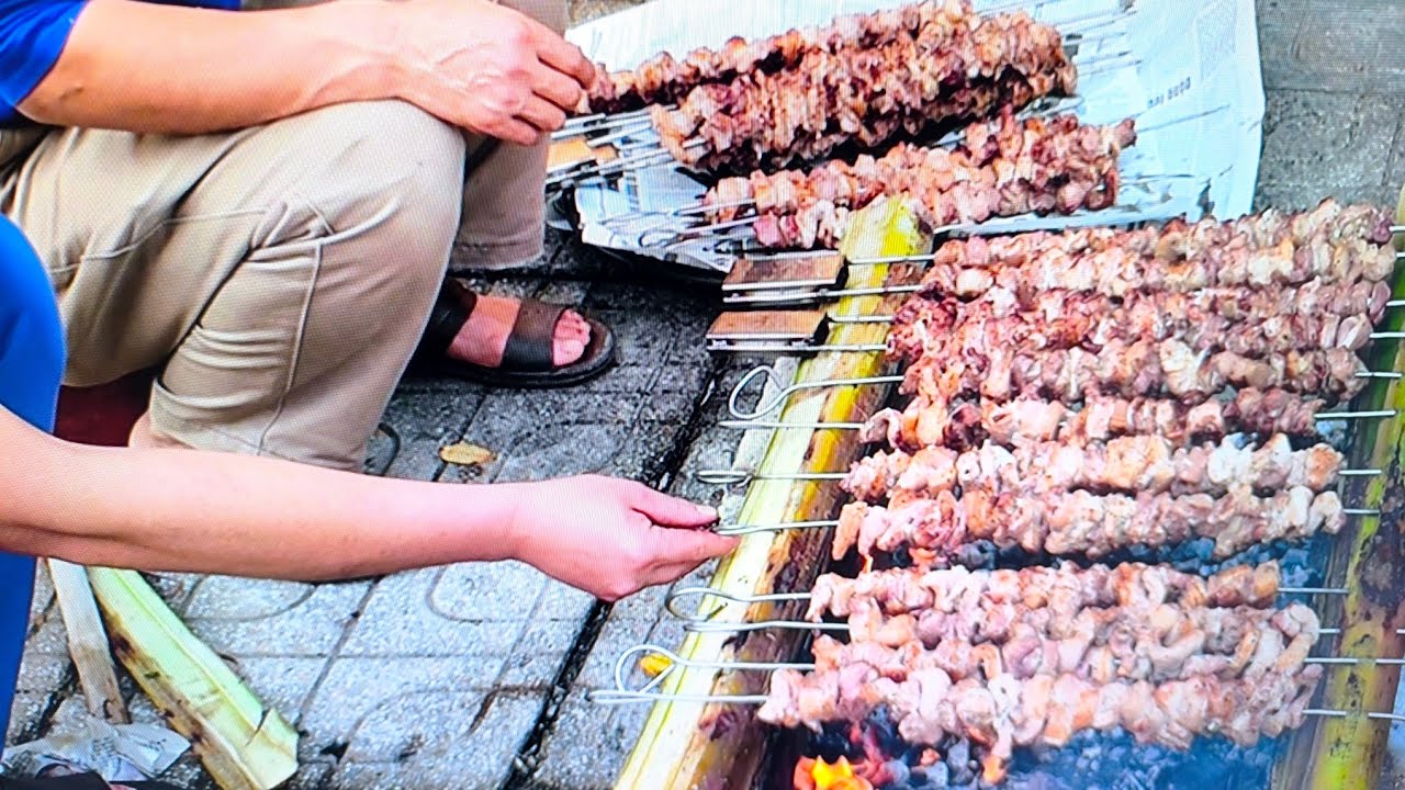 Cỗ Tất Niên Tại Nhà Sàn - 15 Mâm Lợn Mán 9 Món Rất Ngon