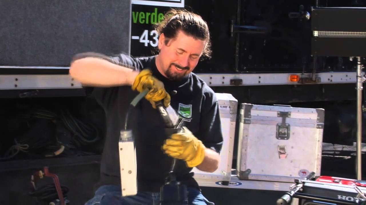 Honda EU6500is inverter generator demo for film and video production!