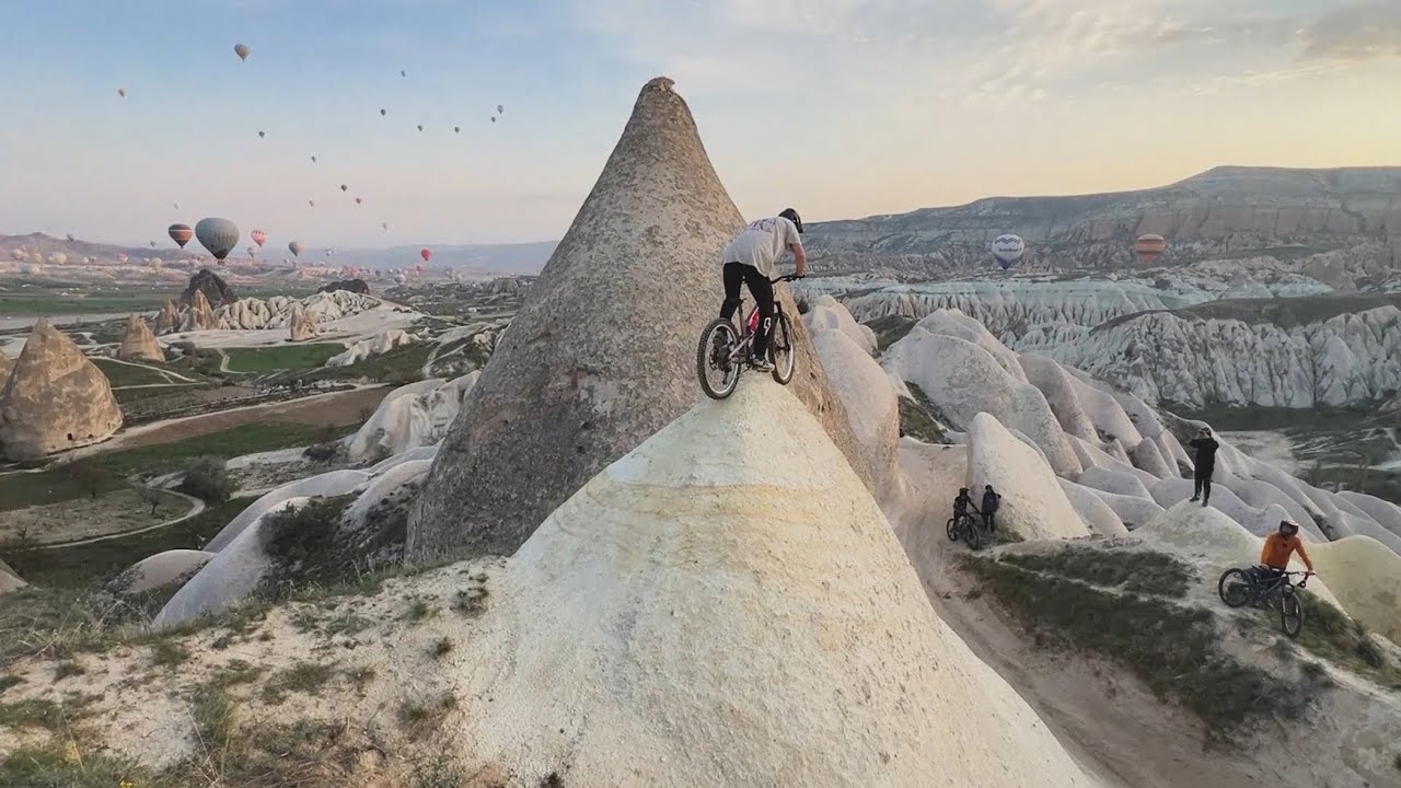 HERE WE ARE - TURKEY ROAD TRIPPING, ÇEŞME TO CAPPADOCIA