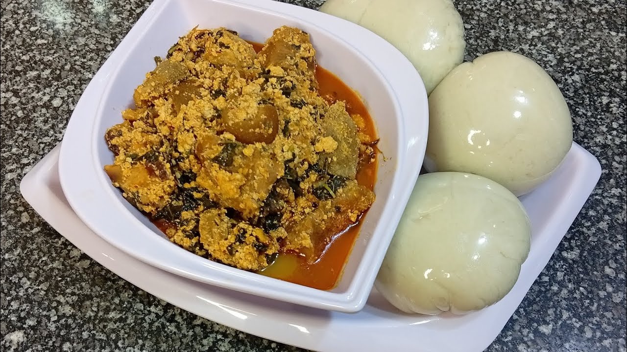 How to make delicious and mouth watering Nigeria Egusi Soup 🍲