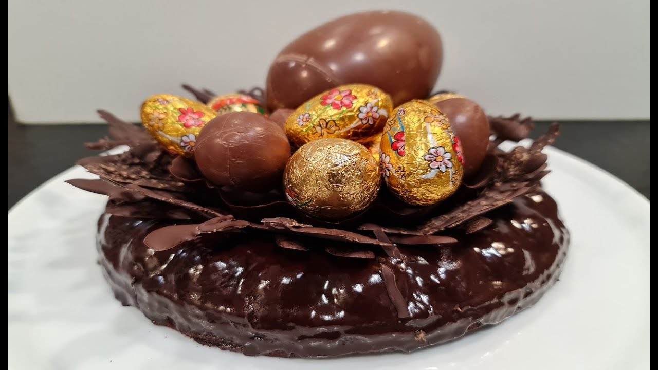 MONA DE PASCUA TARTA PASTEL NIDO CON HUEVOS DE CHOCOLATE FACIL SENCILLA RAPIDA Y CASERA