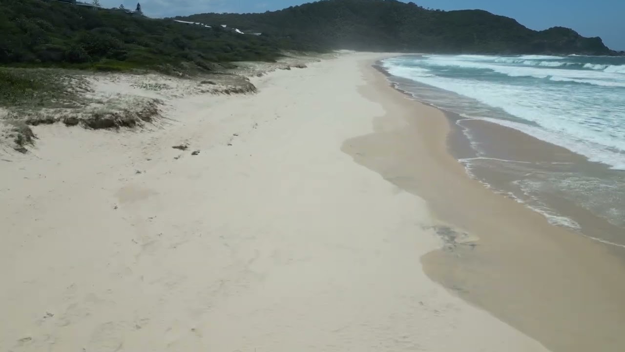 Boomerang Beach S to N 251024