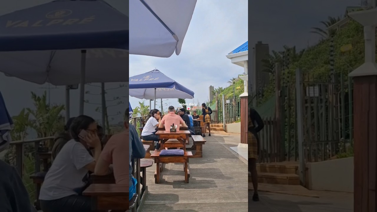 Brekkie at the beachfront ⛱️ #vlogger #dailyvlog #goodmorning #breakfast #wieiad #beachlife #fypp