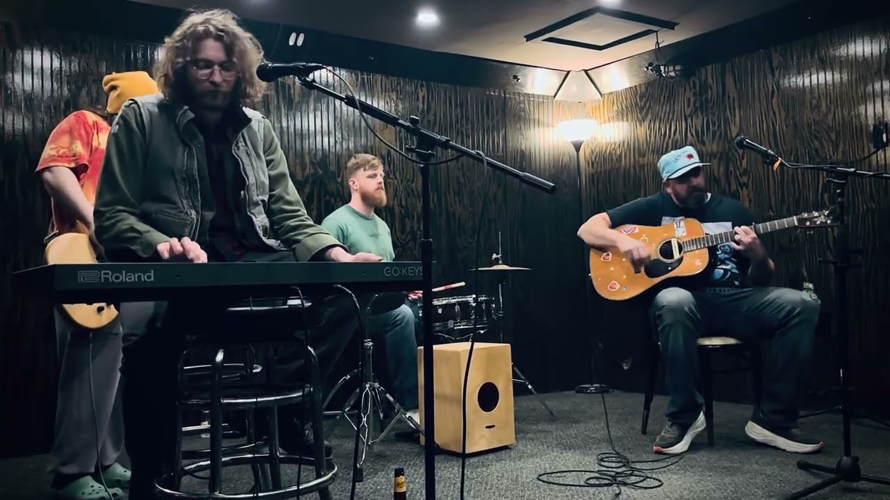 doohicker musik/musicc, Jake Watts, CJ Bruininks & John Lynch -Tavern Round The Bend -3/12/2026