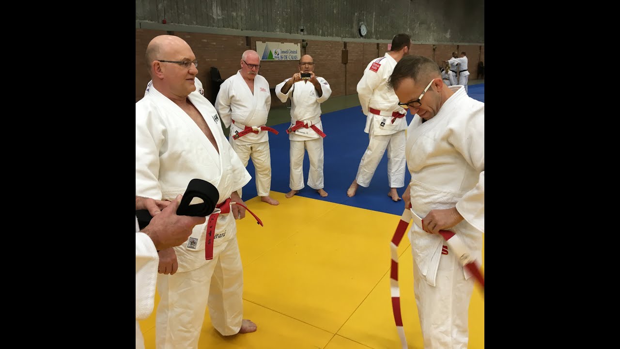 Remise de ceinture Blanche et Rouge pour Dominique Lefebvre