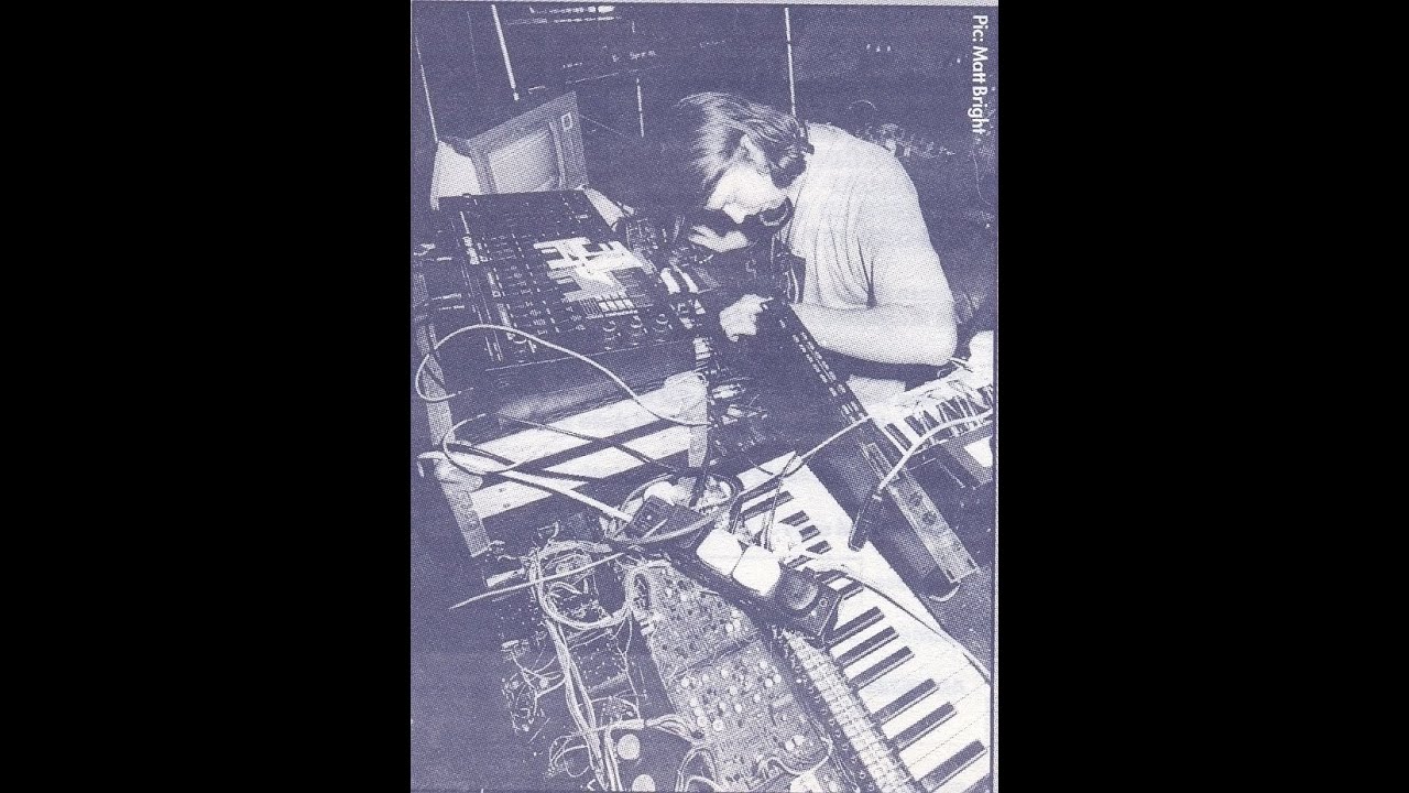 APHEX TWIN - PTOLEMY (1993 LIVE VERSION)