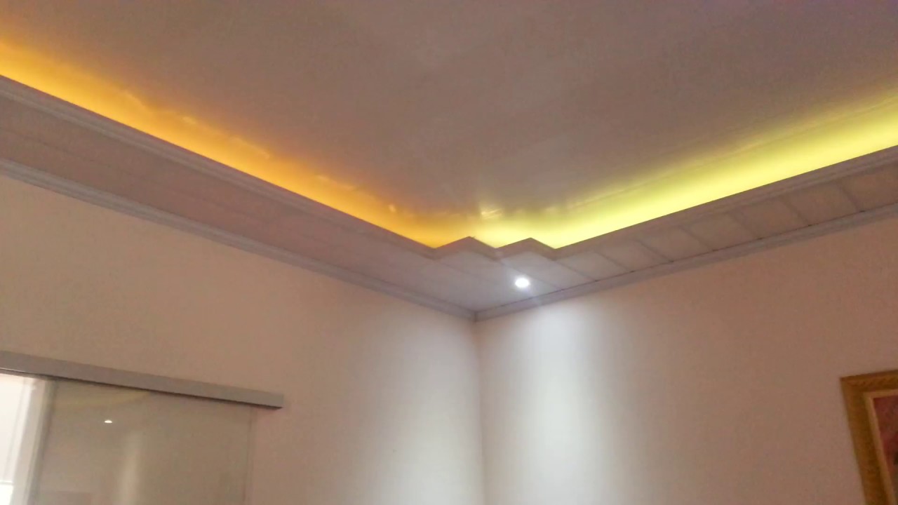 SANCA DE PVC COM CROICA  LED E SOM NAS LUZES
