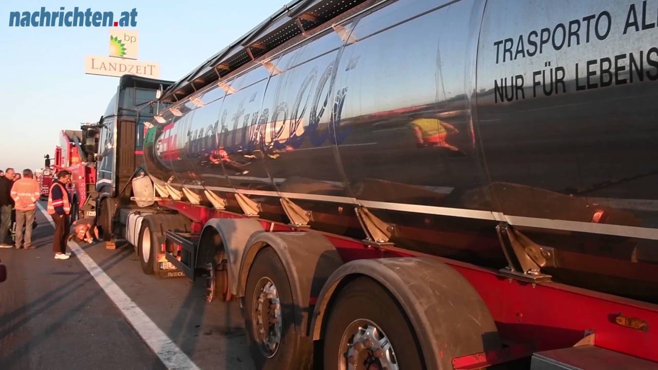 Stau durch Unfall mit Lkw