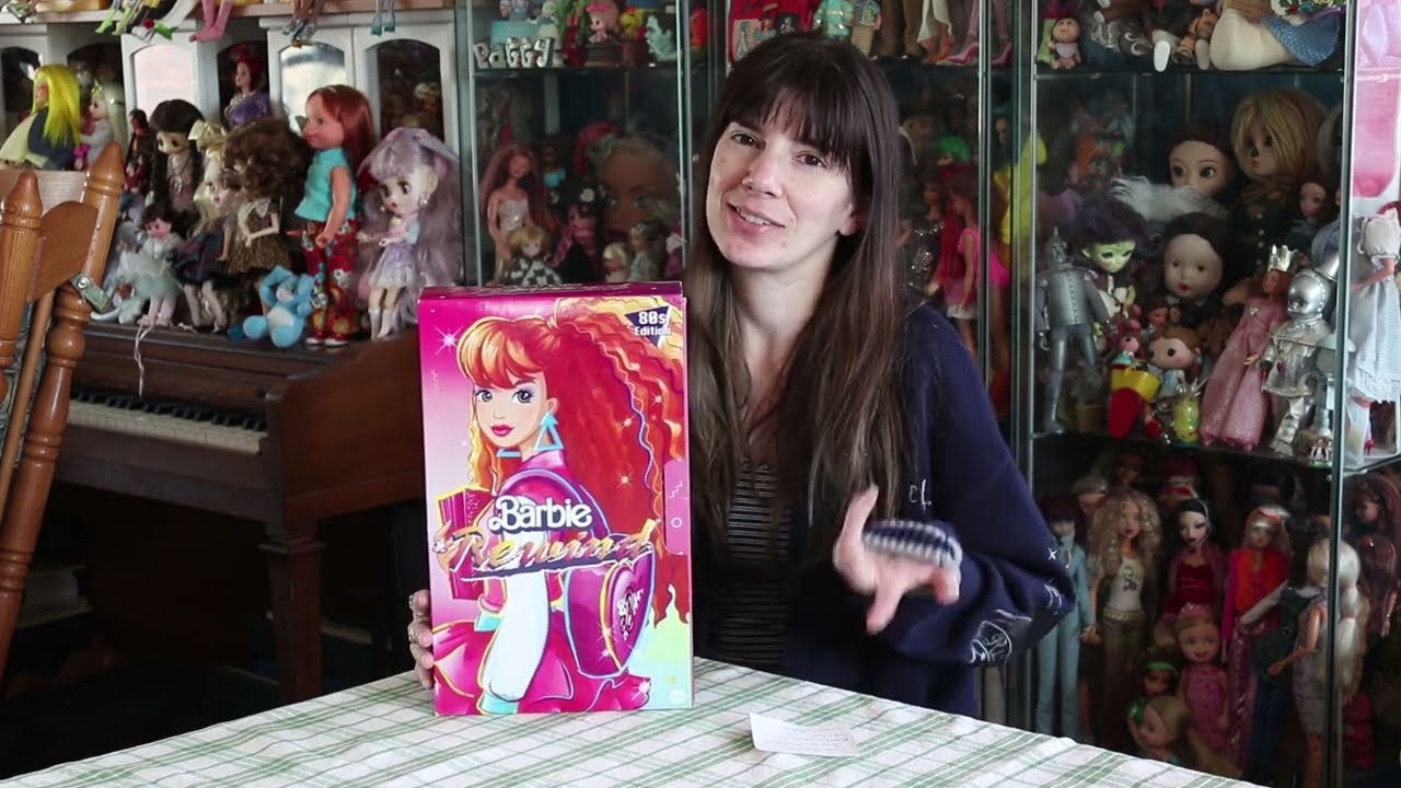 Barbie Rewind: Schoolin' Around