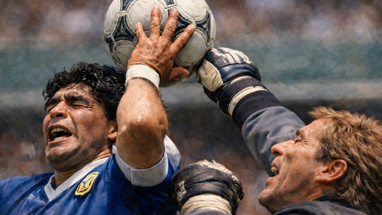 Diego Maradona “Hand of God” ⚽ 4K Football Wallpaper | Vintage Football Screensaver (No Music)