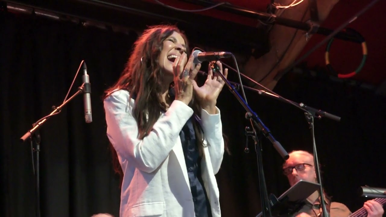 Mim Grey - The garden of me - live at Peggy's Skylight, Nottingham, 31 May 2024