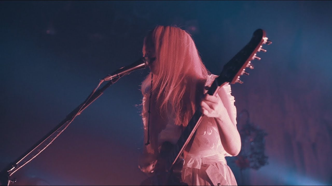 Cö shu Nie – PERSON. (Live)