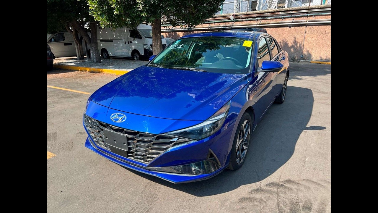 Lote 6. HYUNDAI, Modelo ELANTRA LIMITED 2023, Serie 5NPLN4AG7PH117959