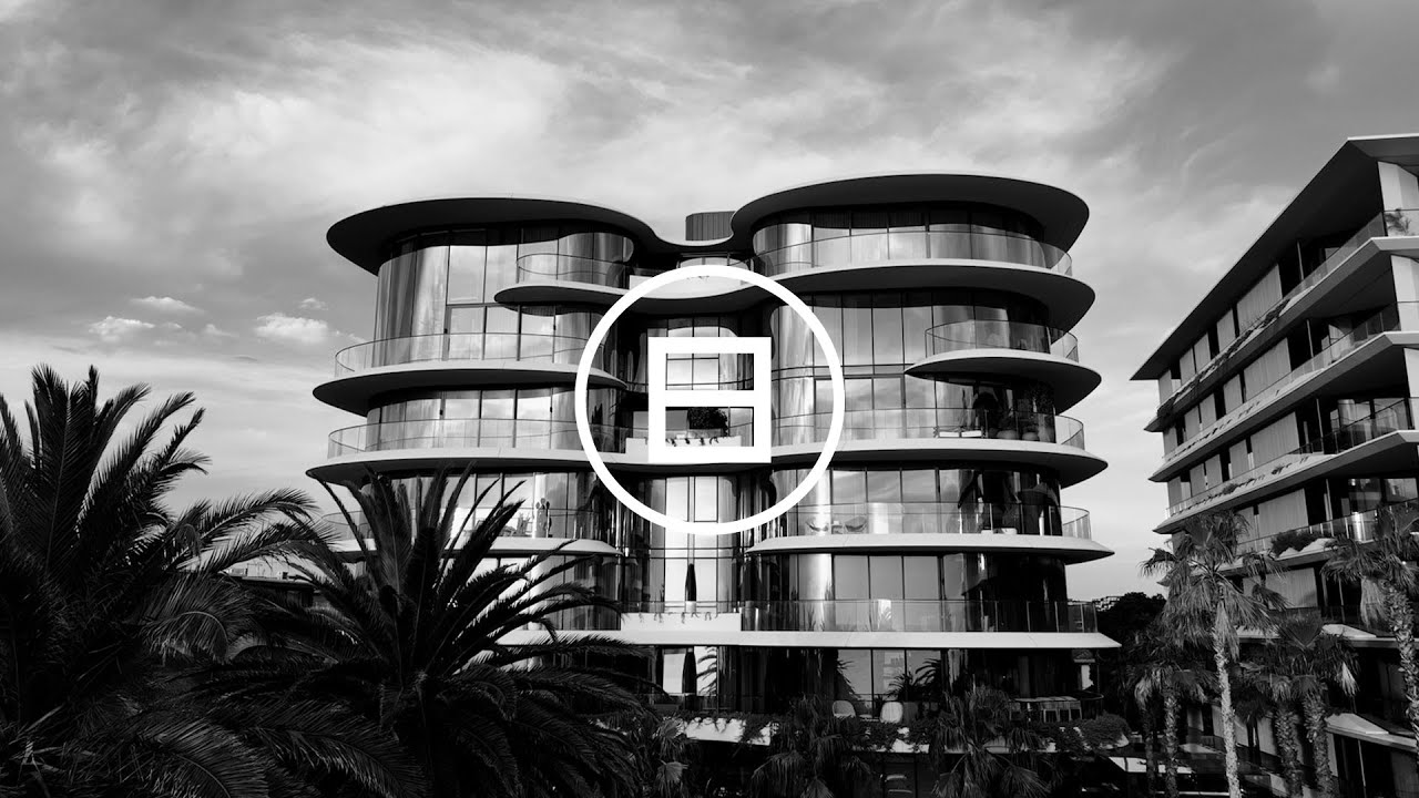 WHITEFOX - 501P 14-16 Esplanade, St Kilda.